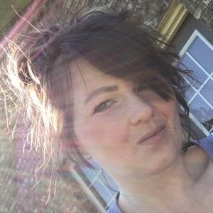 Meet your Posher, Stacy